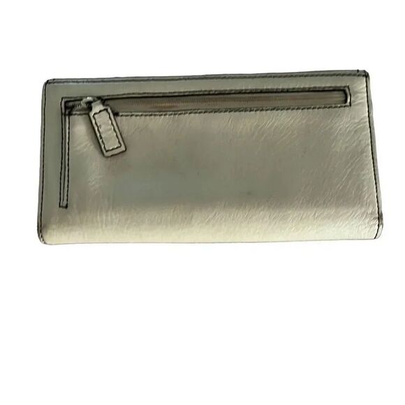 Beautiful Kate Landry wallet  - Picture 4 of 4